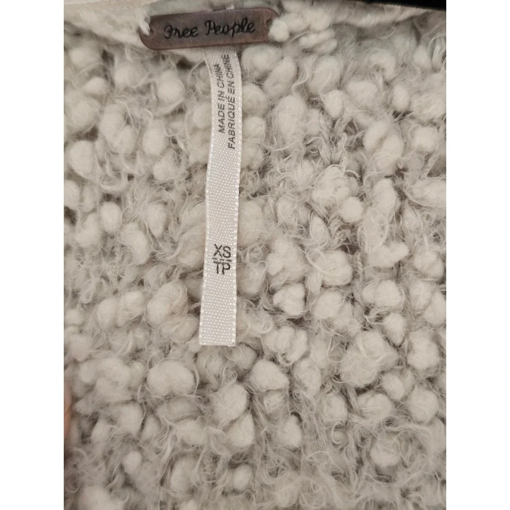 Free People Popcorn Knit Cardigan Sweater Oatmeal Cream Button Front XS